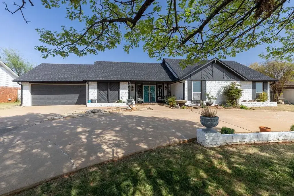 1010 Gary Place, MARLOW