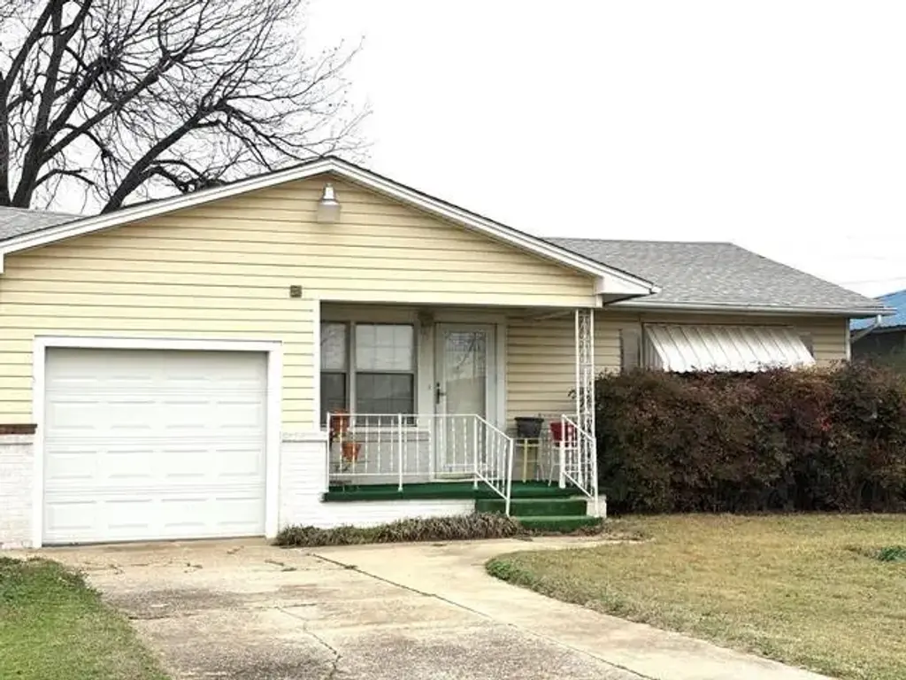 255 W Walnut Ave., DUNCAN