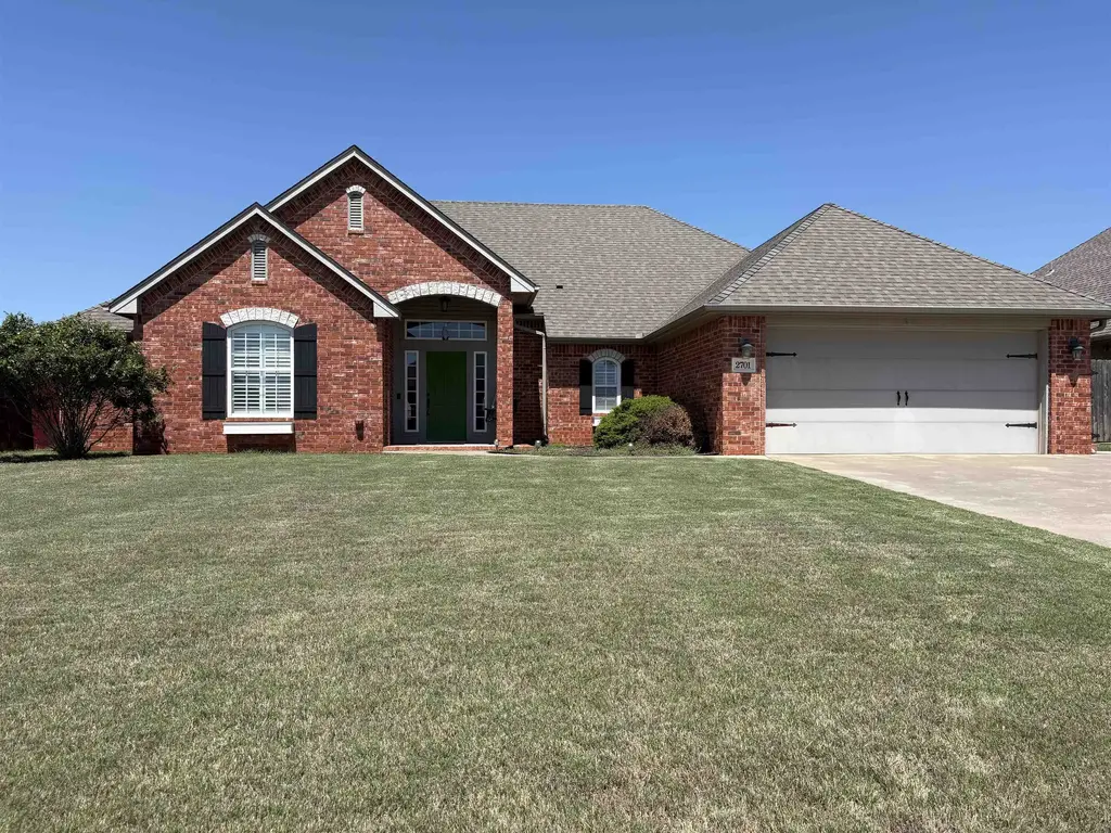 2701 Meadowview Dr, DUNCAN