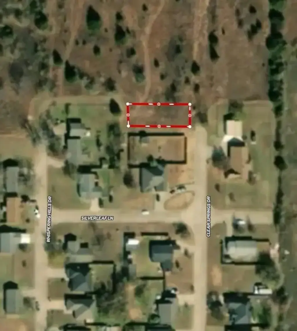 3 Whispering Hills, DUNCAN