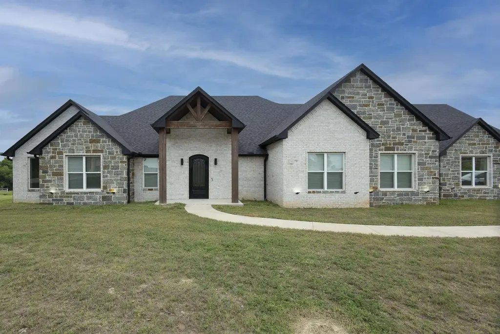 172540 Pleasant View Ln, DUNCAN