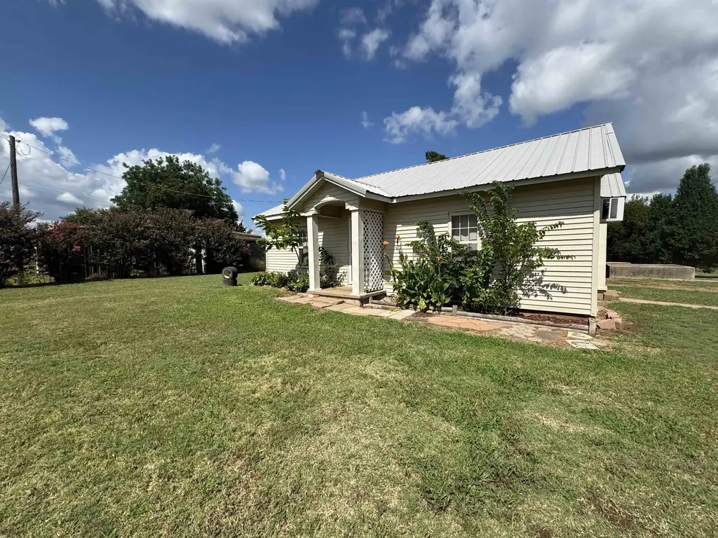 113 W Kiowa, RUSH SPRINGS