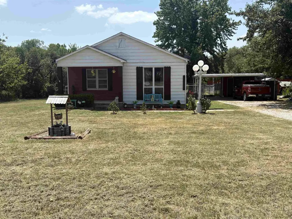 282081 E 1800 Rd, COMANCHE