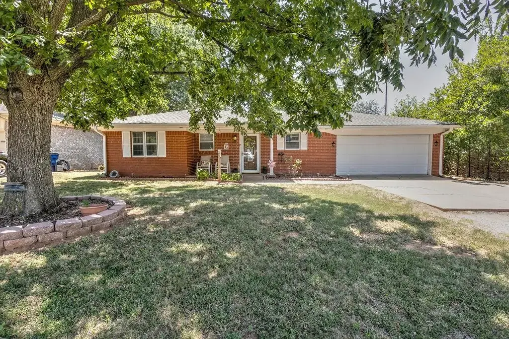 808 W Osage St, MARLOW