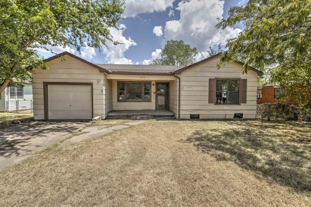 202 N D Street, DUNCAN