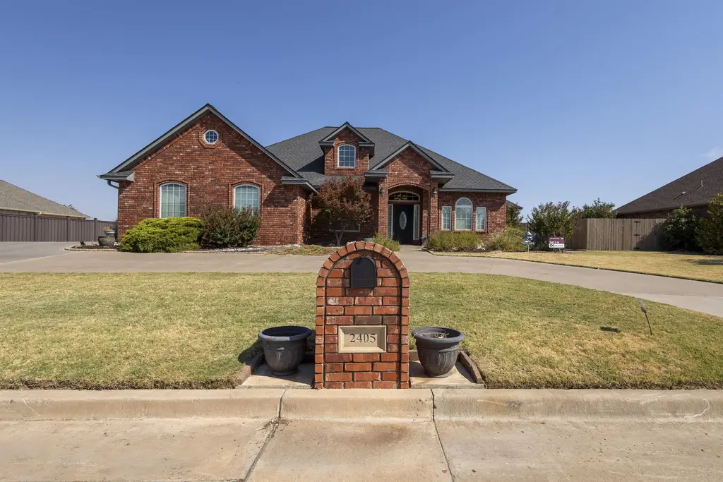 2405 Mallard, DUNCAN