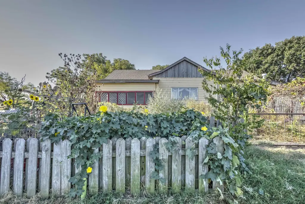 3130 E Bois Darc, DUNCAN