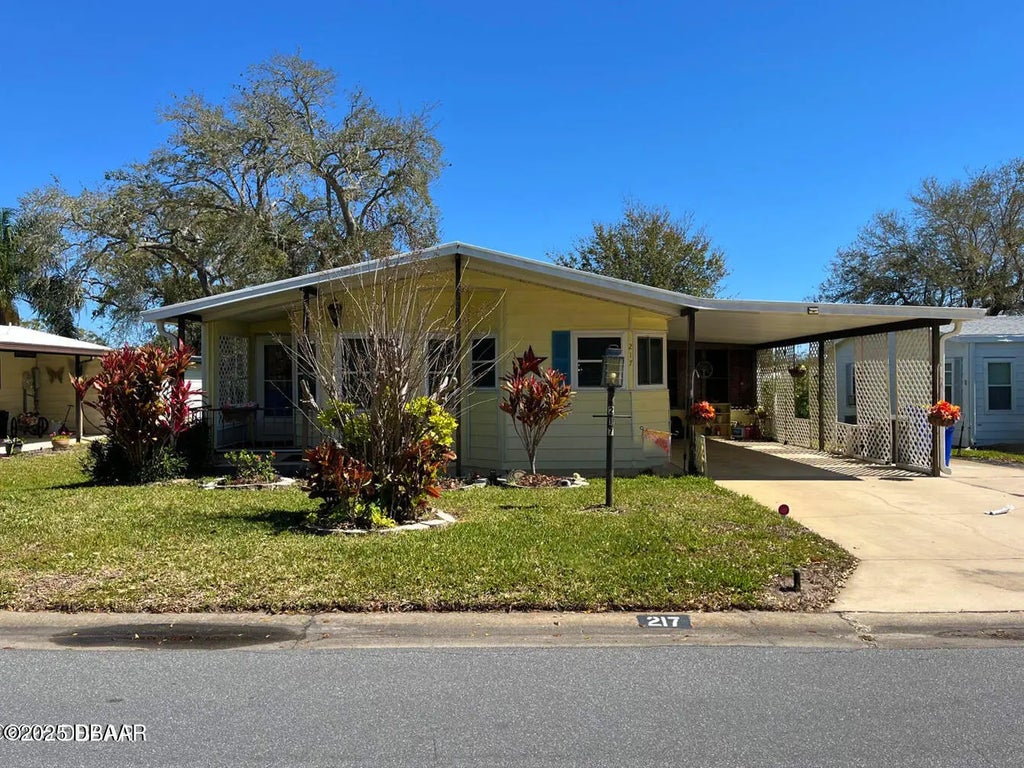 217 Schooner Avenue, Edgewater