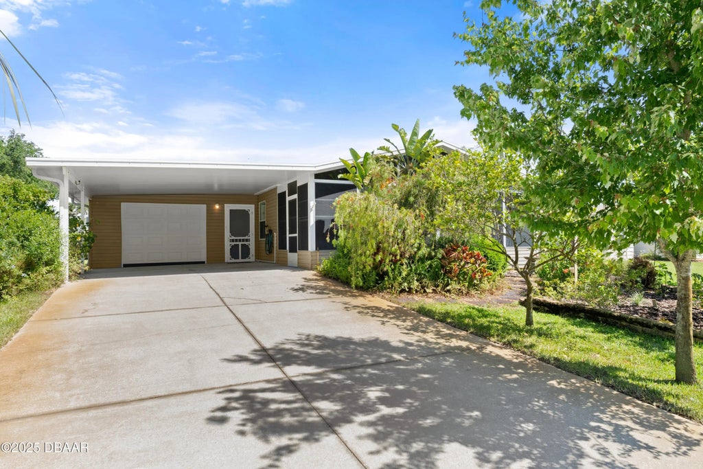 291 Navajo Drive, Oak Hill