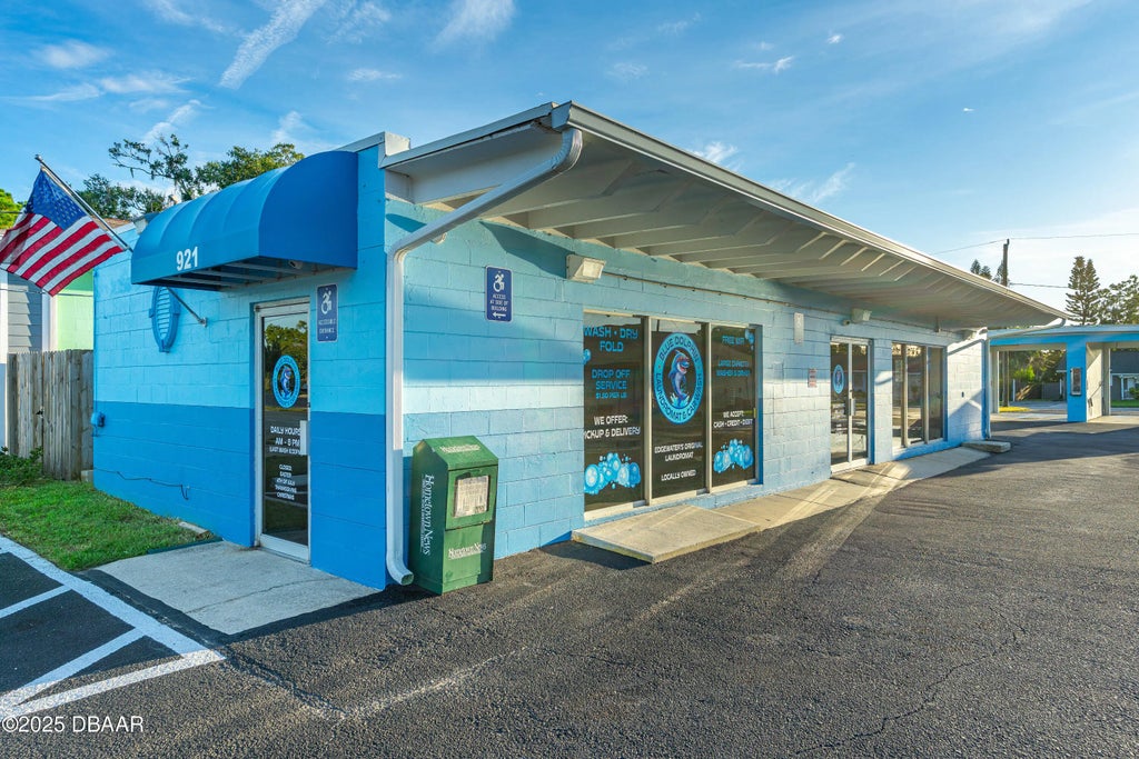 921 S Ridgewood Avenue, Edgewater