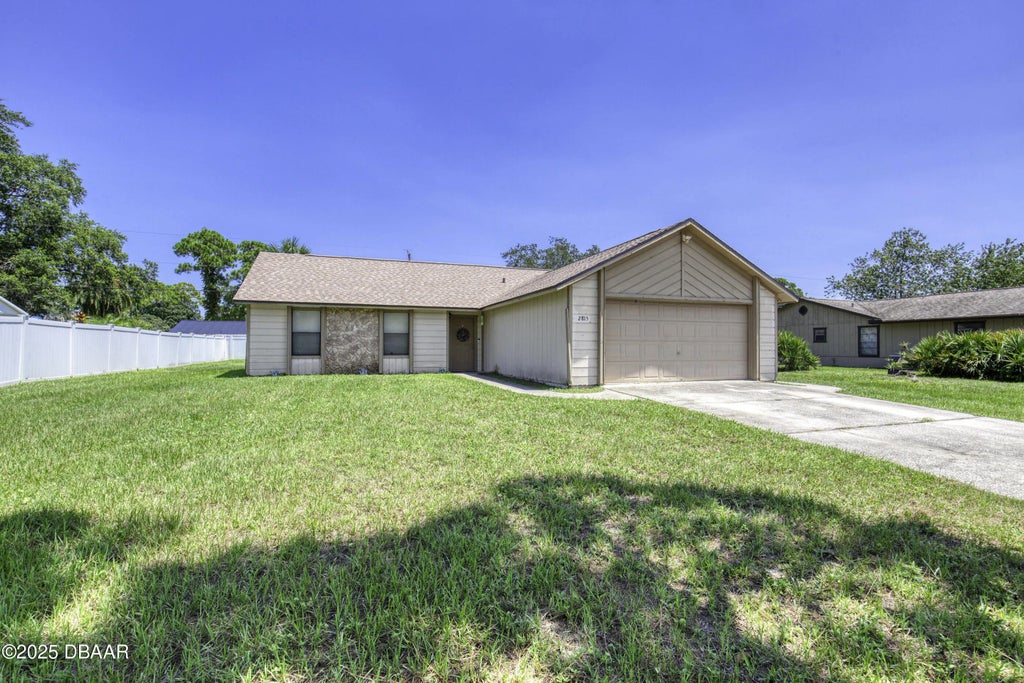 2815 Travelers Palm Drive, Edgewater