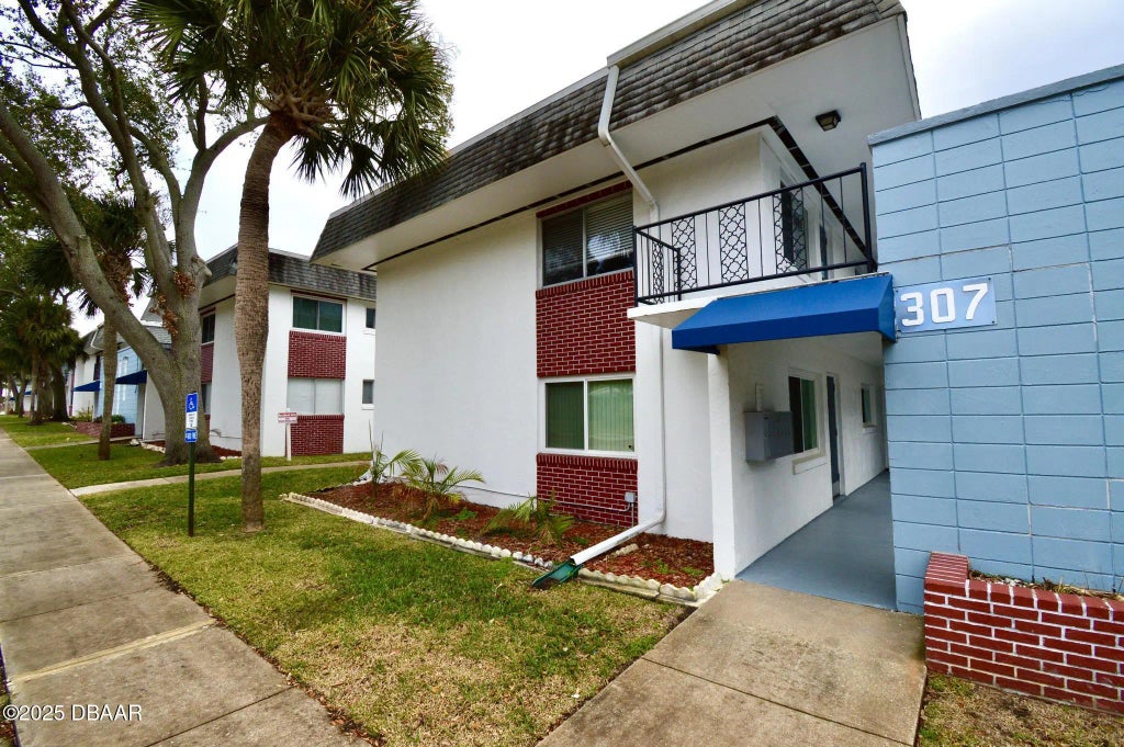 307 Ridge Boulevard, South Daytona