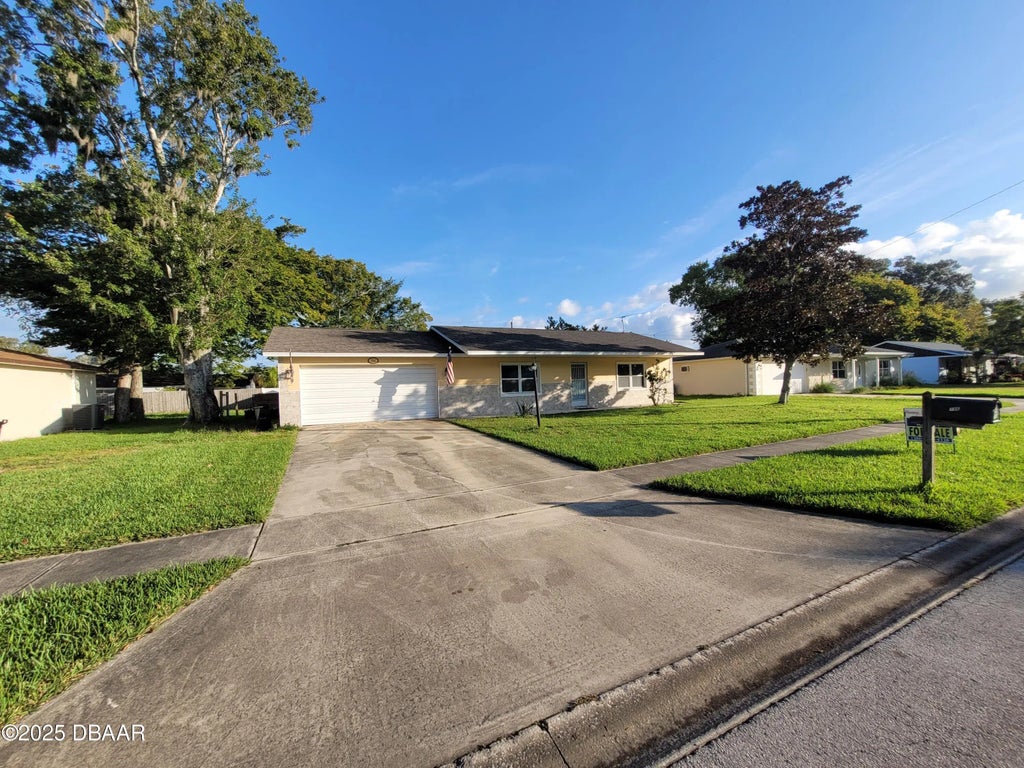 786 Little Pine Drive, South Daytona