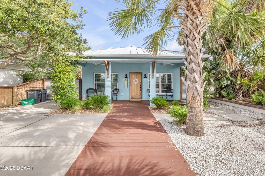 418 Columbus Avenue, New Smyrna Beach
