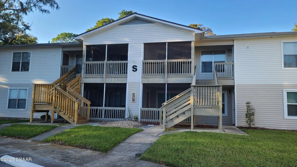 1600 Big Tree Road, Daytona Beach