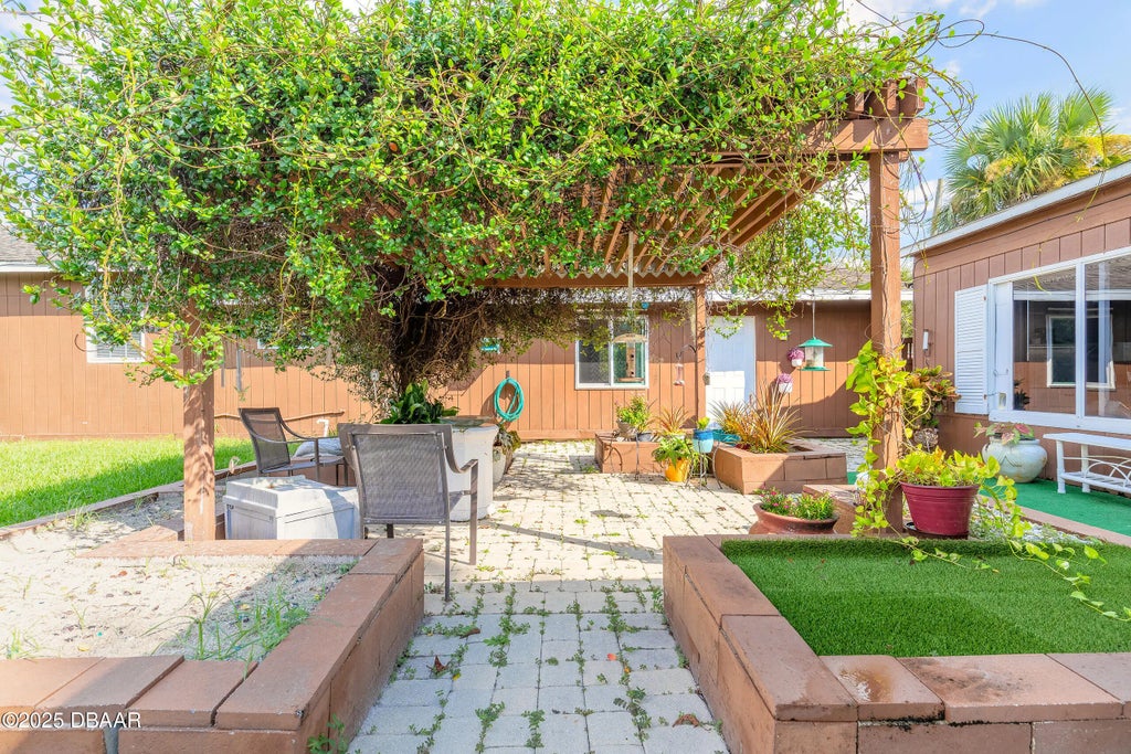 265 Newcomb Street, New Smyrna Beach