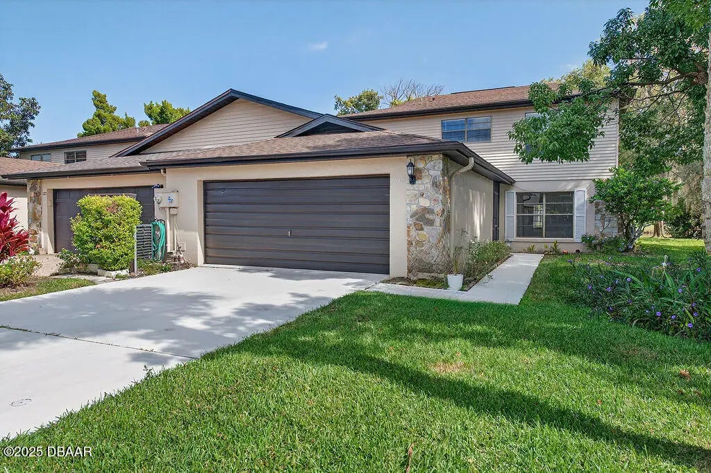 125 Deer Lake Circle, Ormond Beach