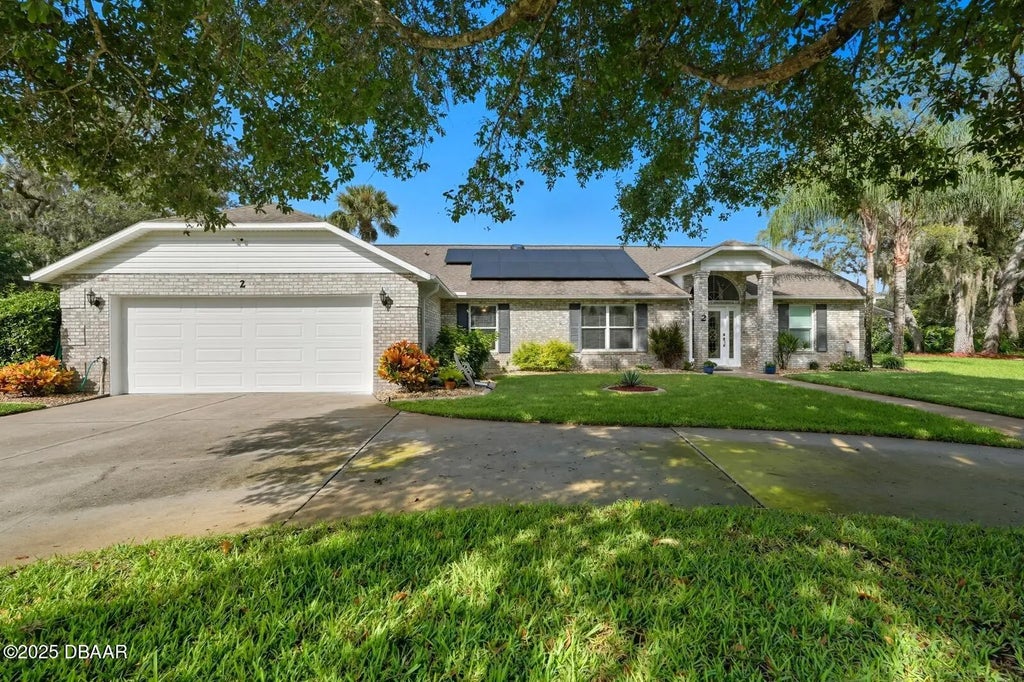 2 Silver Lake Way, Ormond Beach