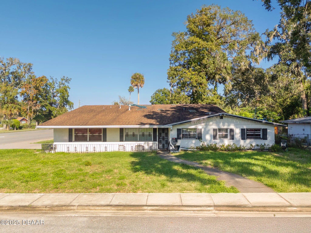 421 N Frederick Avenue, Daytona Beach