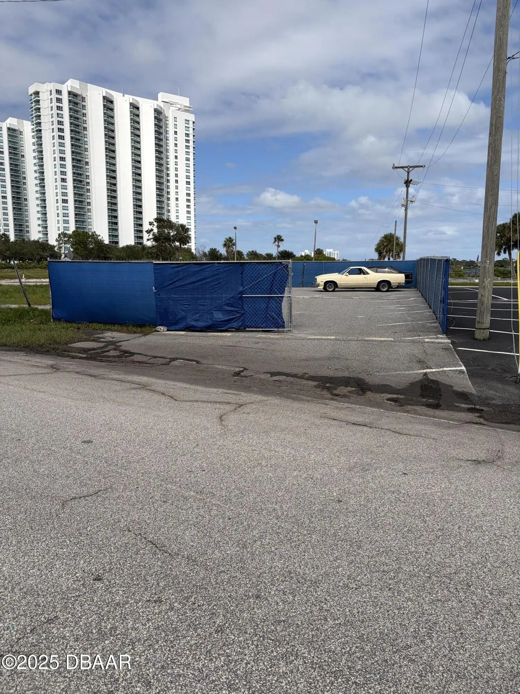 929 N Beach Street, Daytona Beach