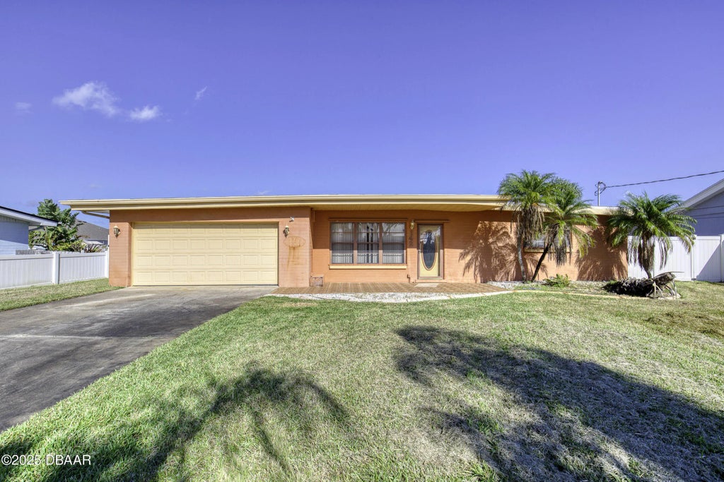 142 Bellewood Avenue, South Daytona