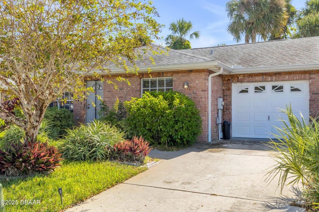 711 River Oaks Circle, New Smyrna Beach