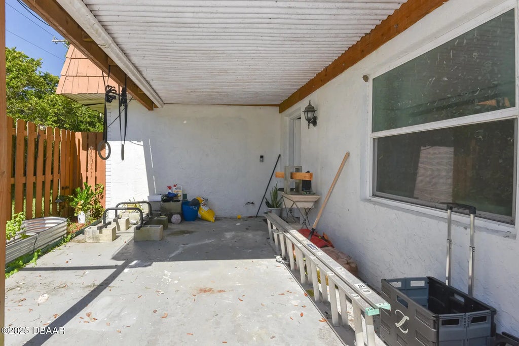 118 Moonstone Court, Port Orange