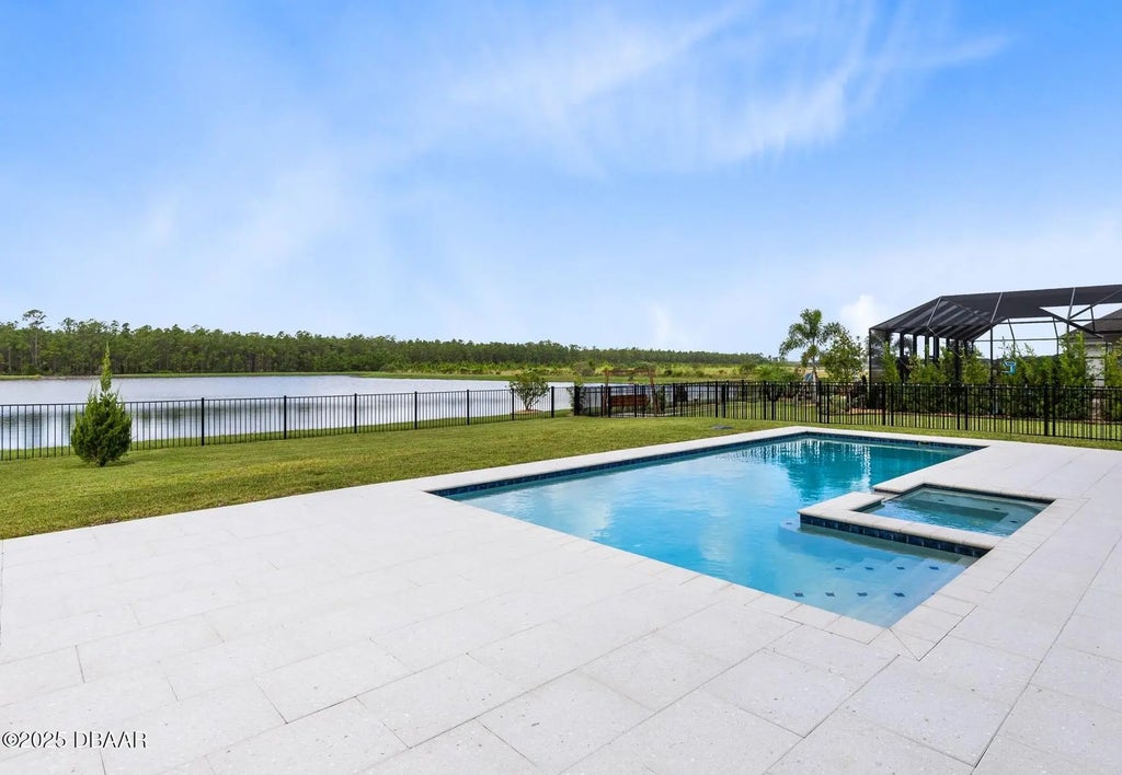 513 Mosaic Boulevard, Daytona Beach