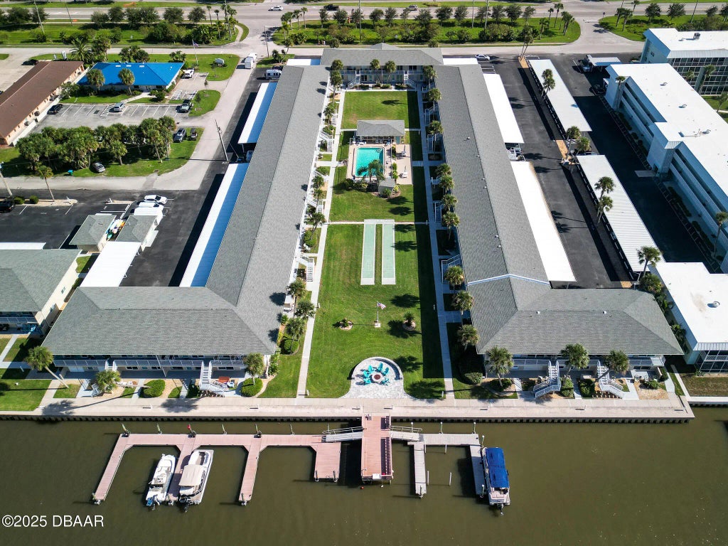 335 N Causeway, New Smyrna Beach