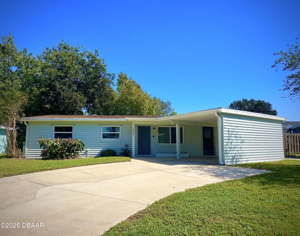 2335 Oriole Lane, South Daytona