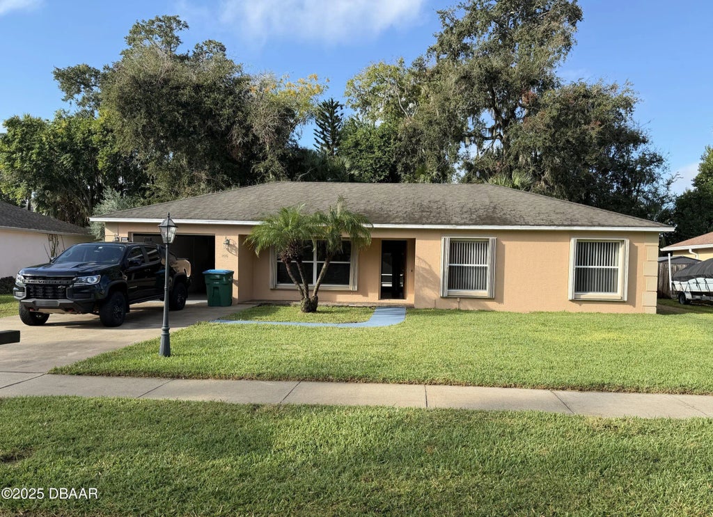 1016 Great Oaks Drive, Holly Hill