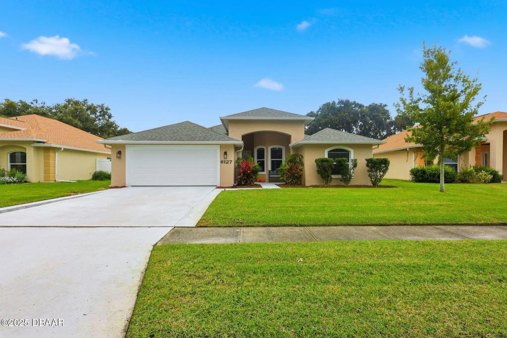 6127 Sabal Point Circle, Port Orange
