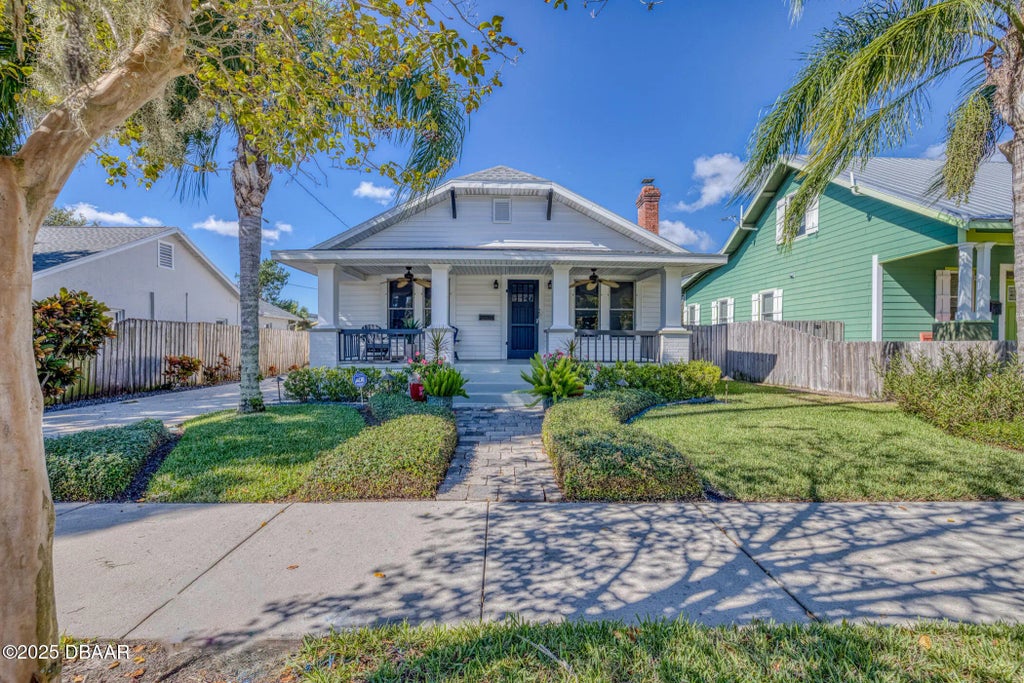 306 S Orange Street, New Smyrna Beach