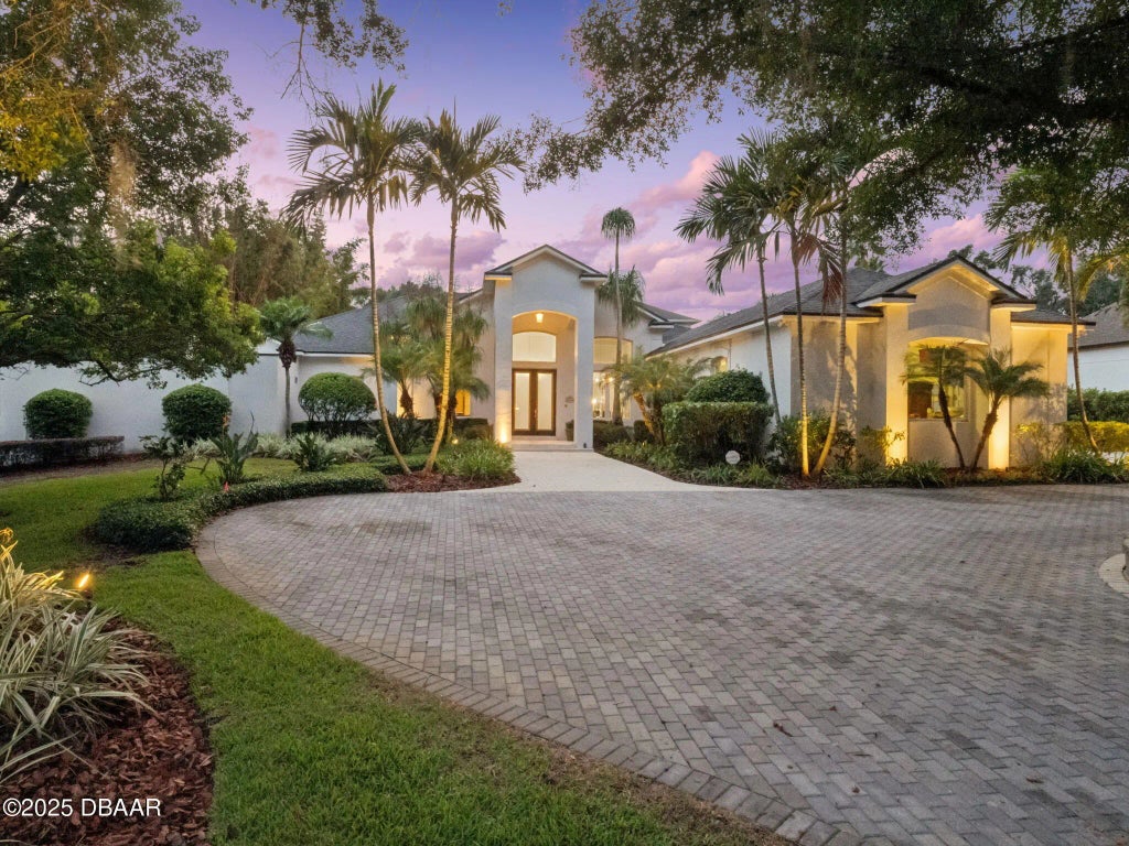 1724 Windermeredown Place, Windermere