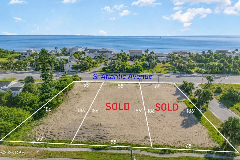 2752 S Atlantic Avenue, Daytona Beach