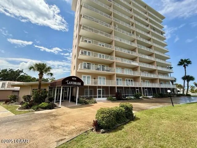 404 S Beach Street, Daytona Beach