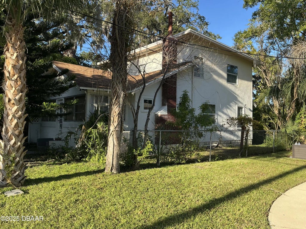711 S Palmetto Avenue, Daytona Beach