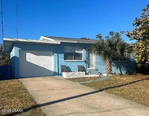 3240 La Paloma Avenue, Daytona Beach