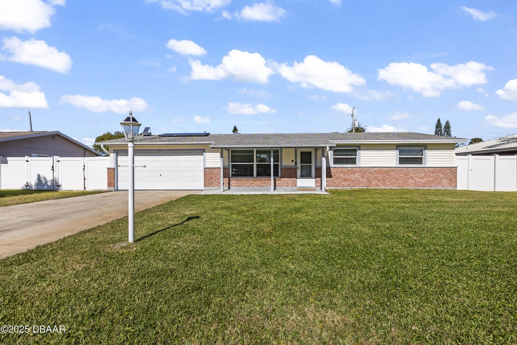 536 Peacock Road, Holly Hill