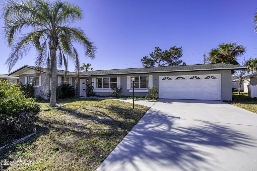 3041 N Oleander Avenue, Daytona Beach