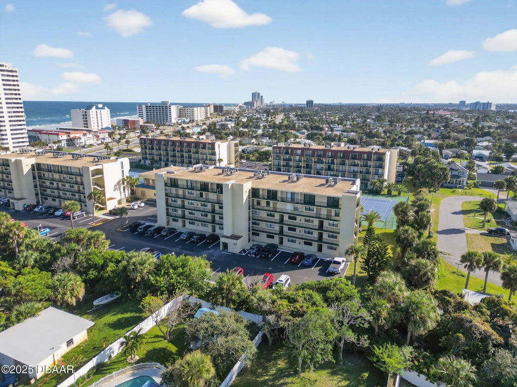 1437 N Atlantic Avenue, Daytona Beach