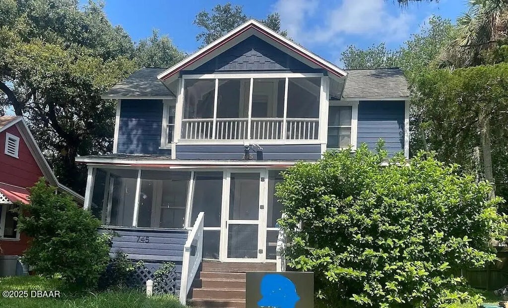 745 S Palmetto Avenue, Daytona Beach