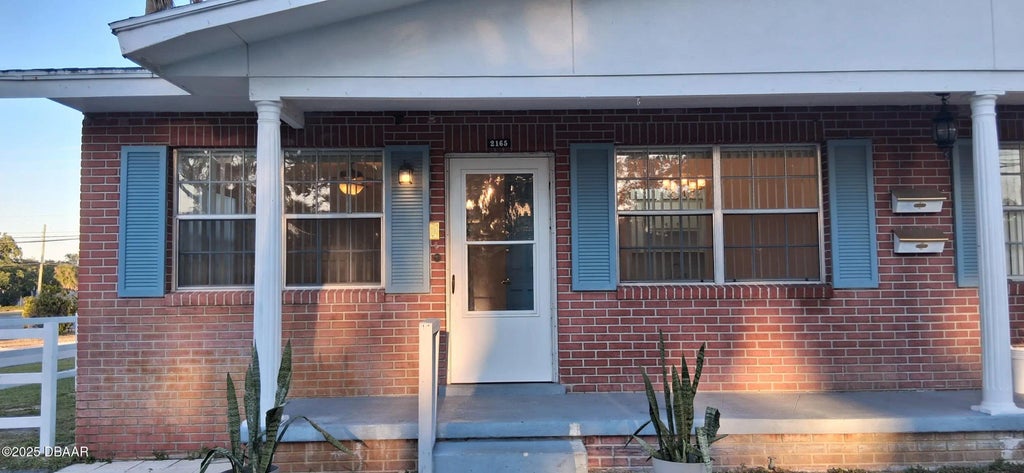 2165 Granada Drive, South Daytona