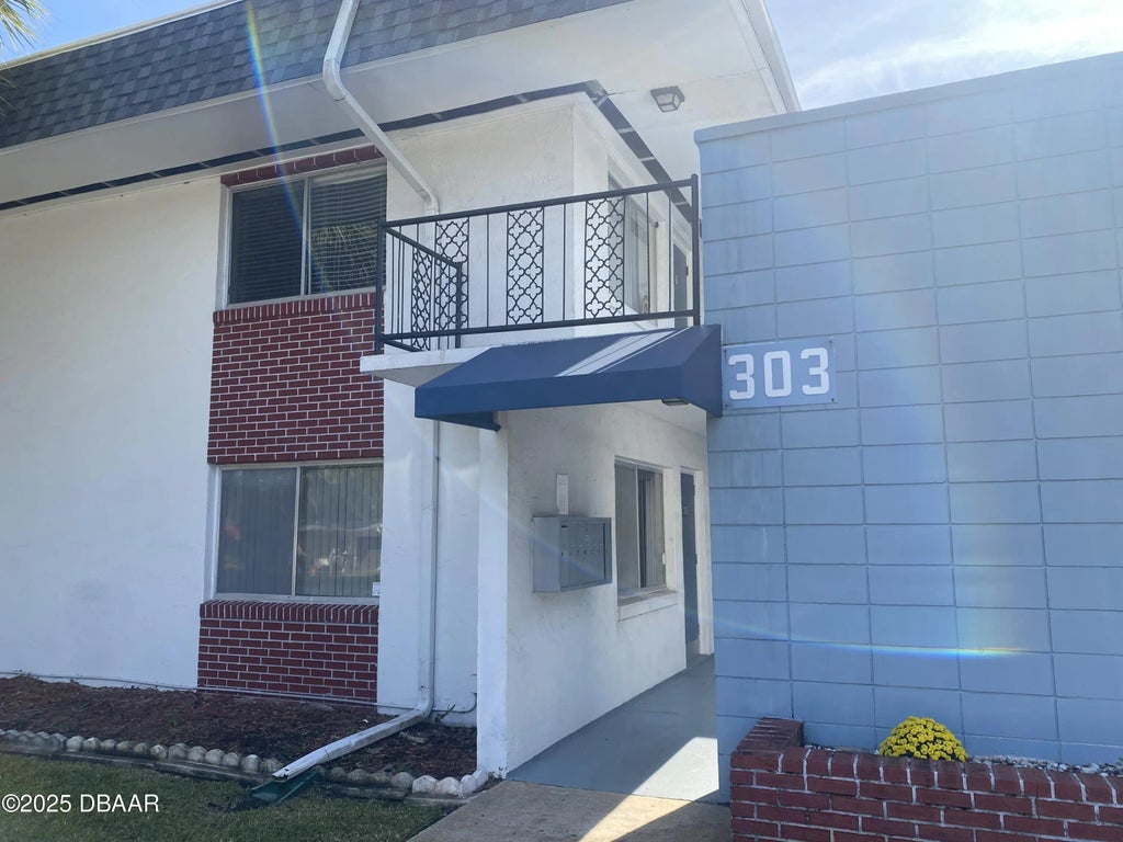 303 Ridge Boulevard, South Daytona