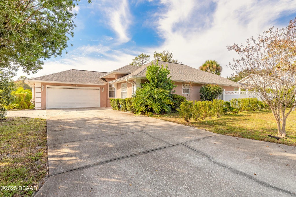 21 Meadow Ridge View, Ormond Beach