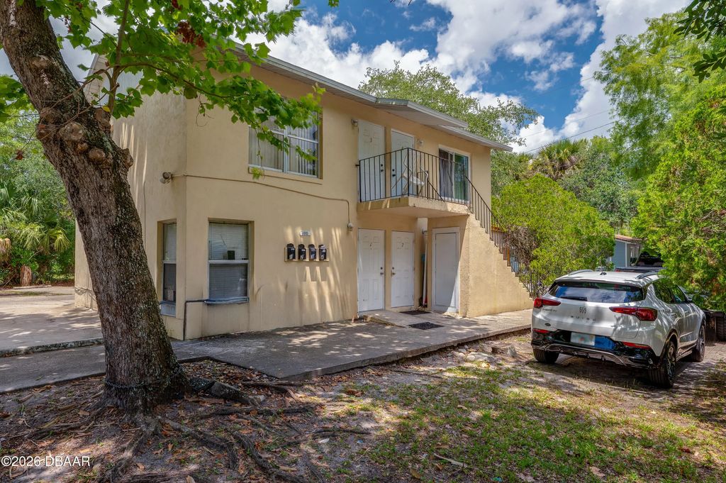 600 S Segrave Street, Daytona Beach