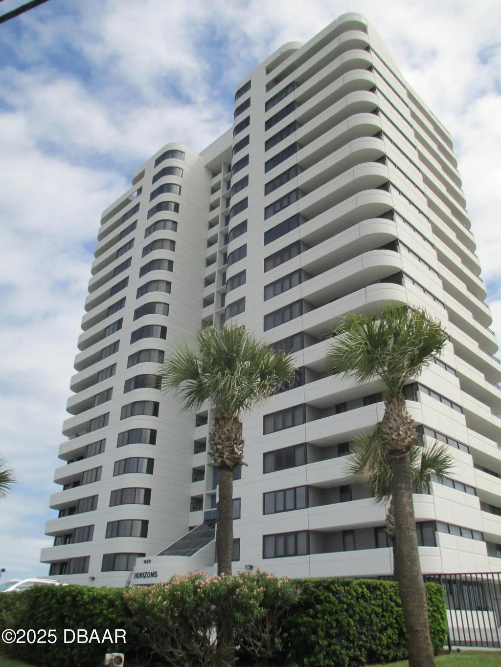1420 N Atlantic Avenue, Daytona Beach