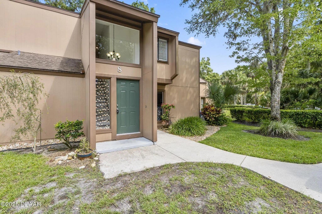 8 Oakmont Court, Palm Coast