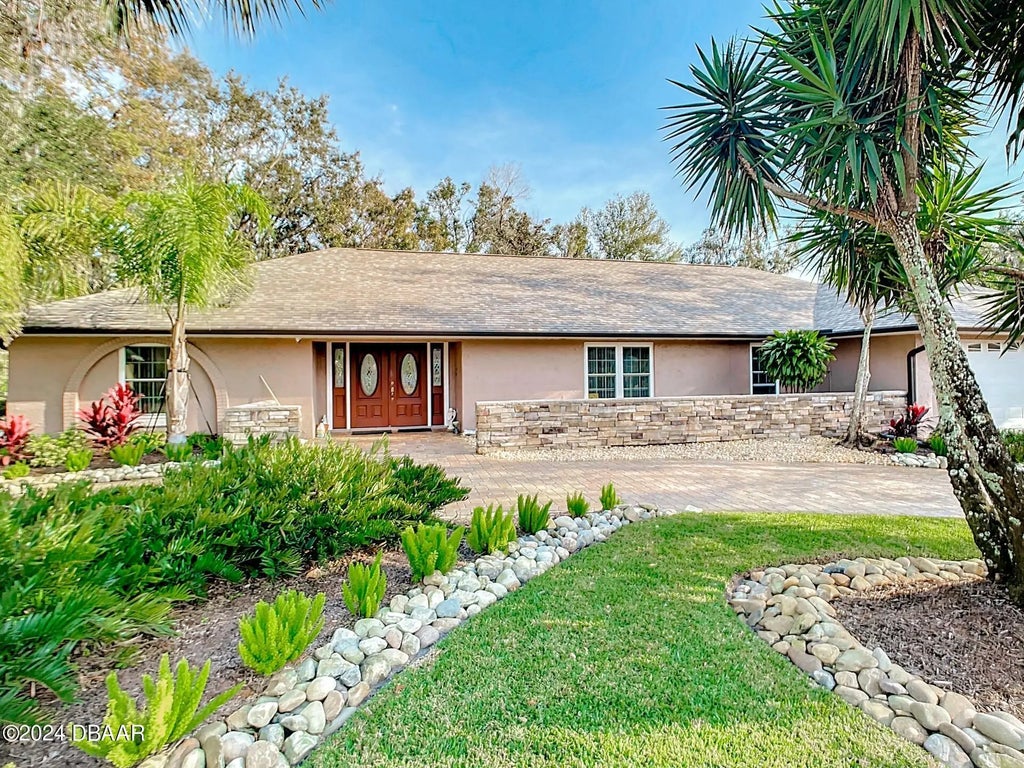 6348 Palmas Bay Circle, Port Orange