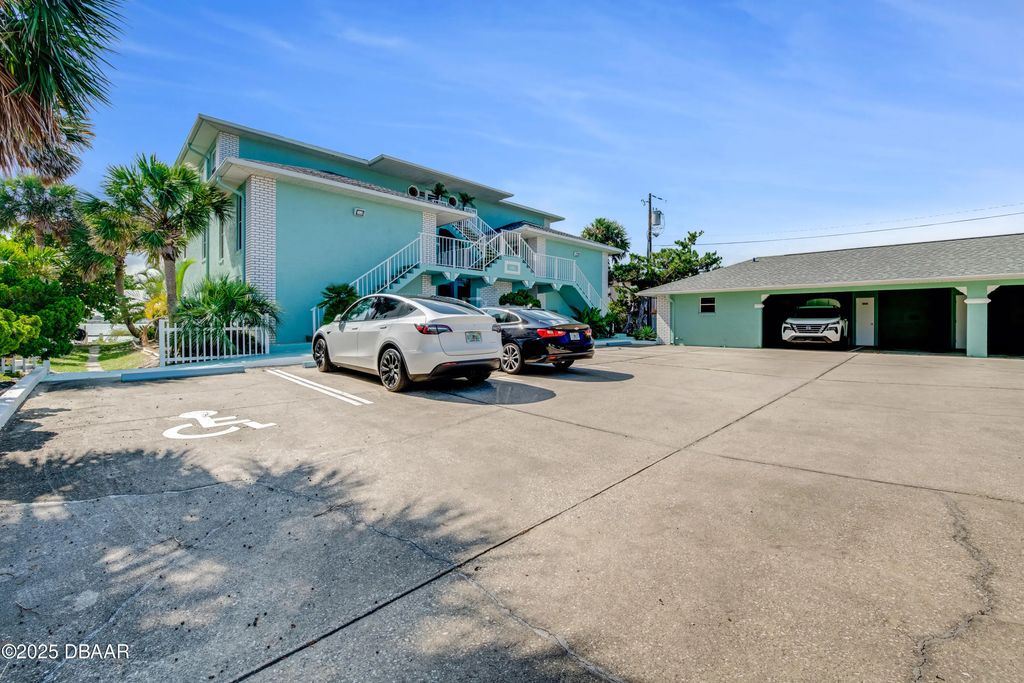 3602 S Peninsula Drive, Port Orange